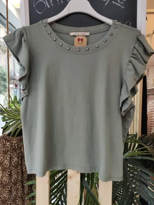 camiseta verde con estrella