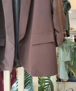 americana en marrón