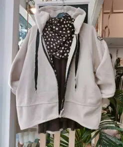 chaqueta clara