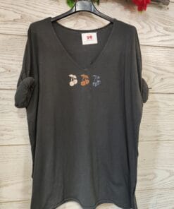 camiseta basica de cerezas gris