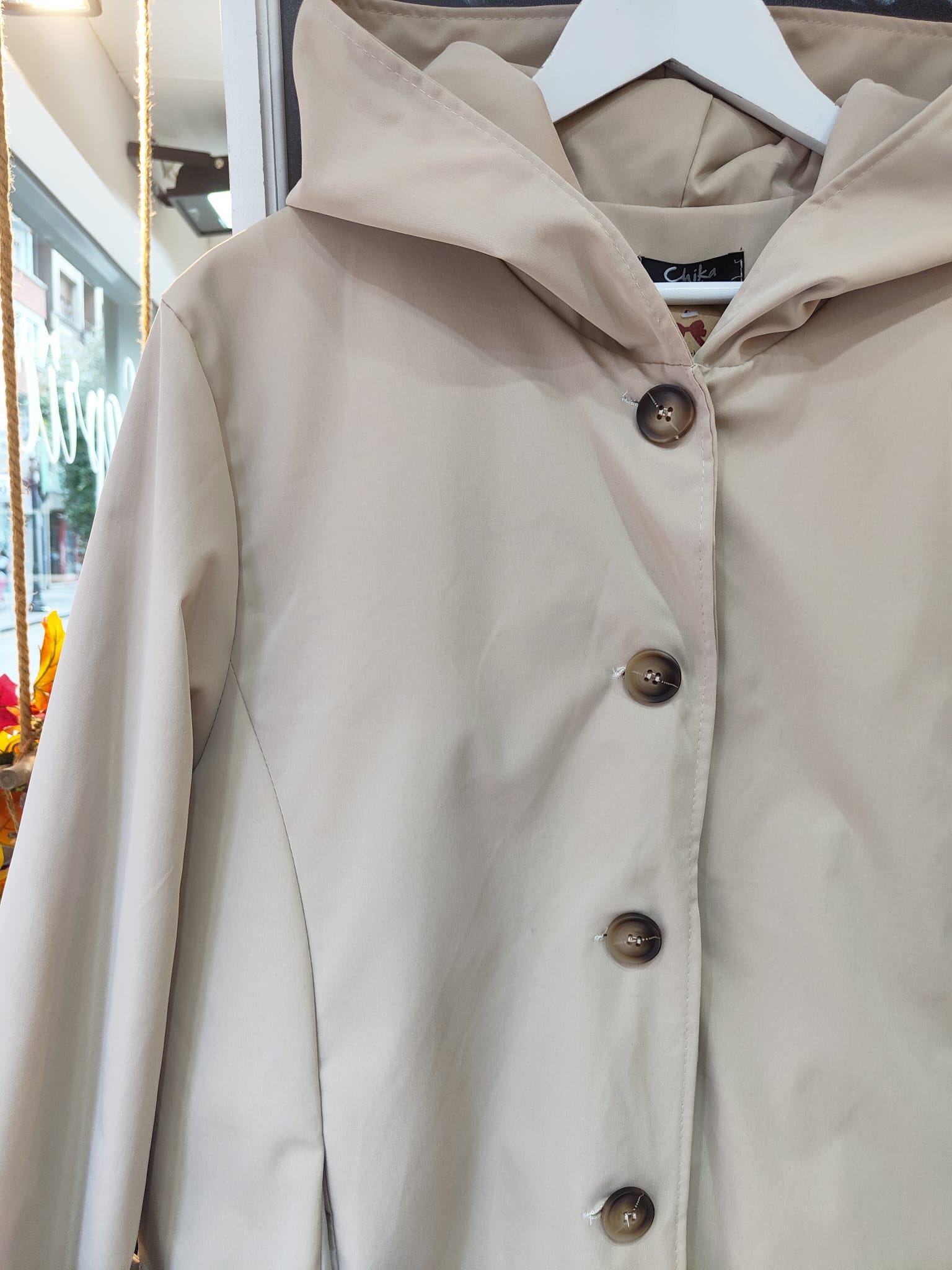 Parka con capucha Parka con capucha