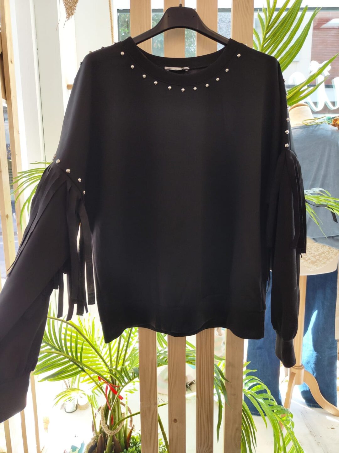 WhatsApp Image 2025 10 27 at 13.38.12 (3)