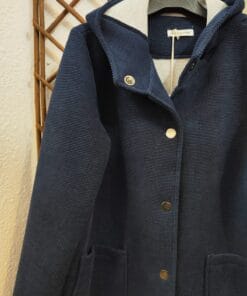 chaqueta con capucha