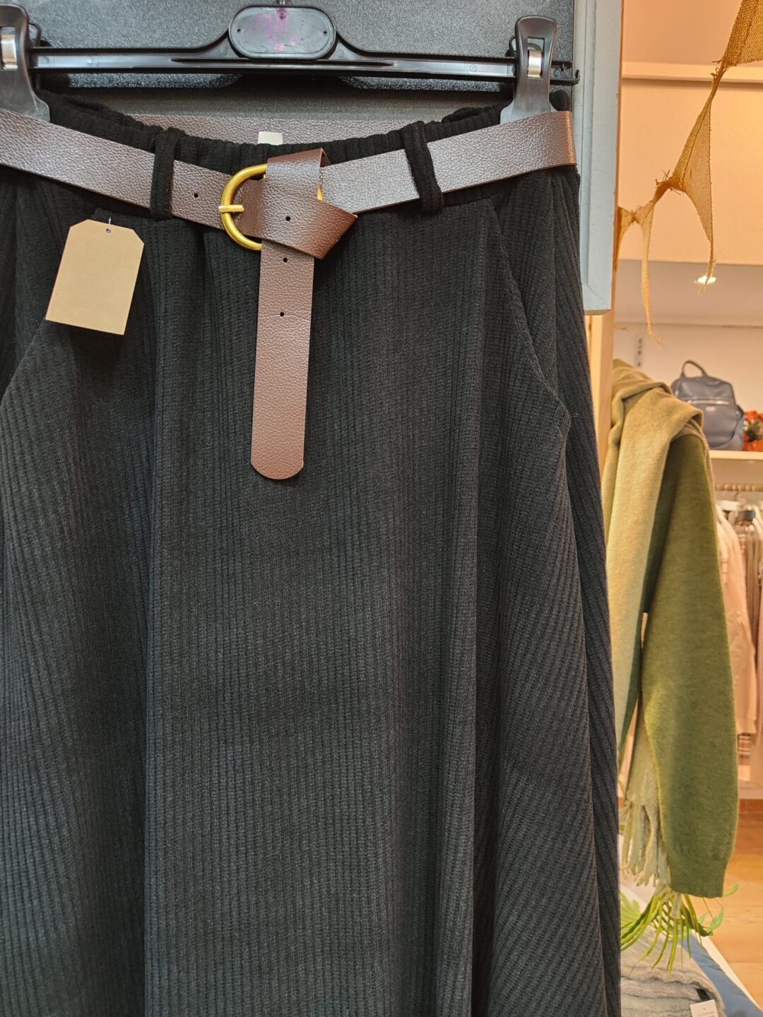 Falda de pana • Varios colores