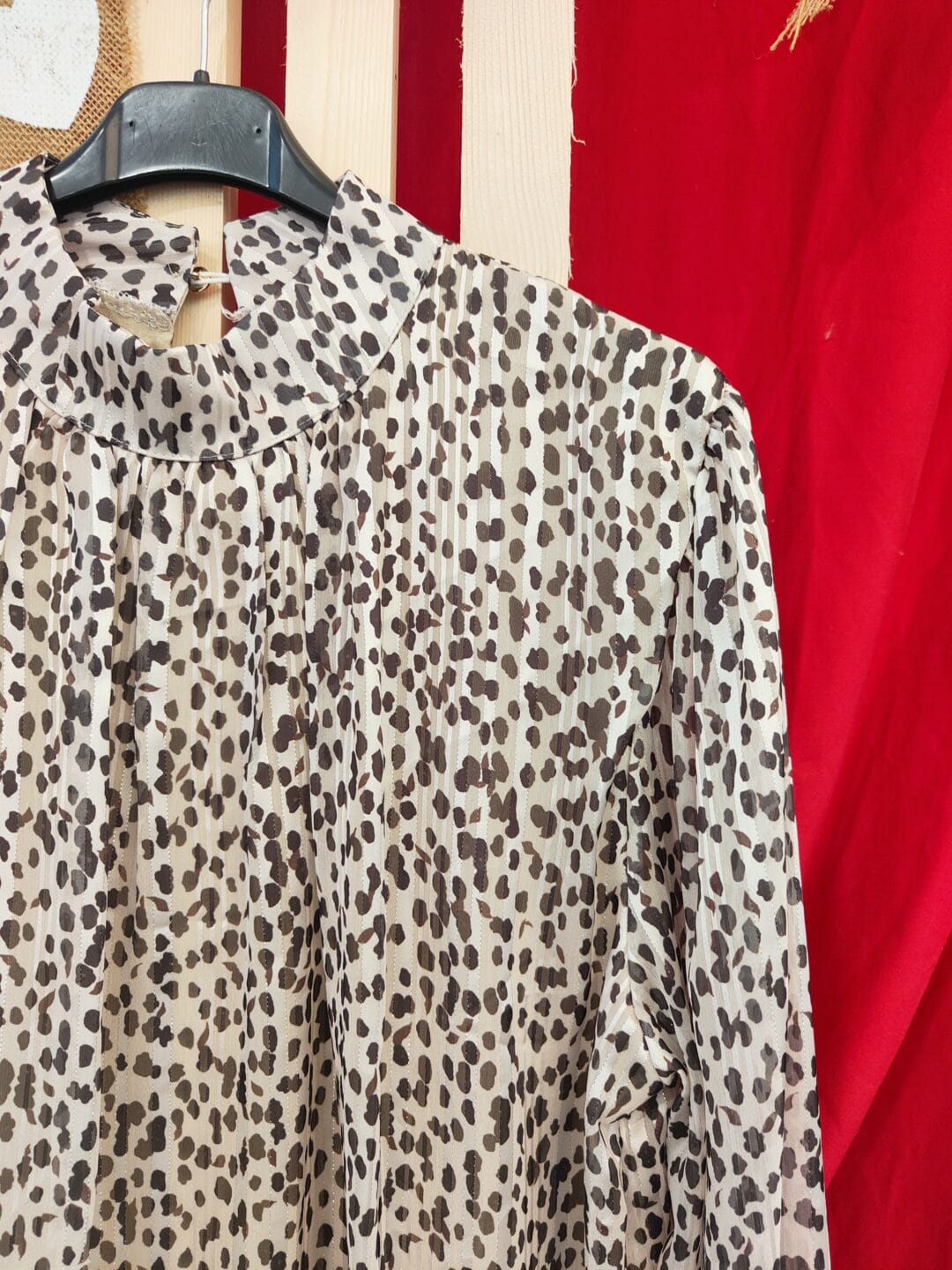 BLUSA VOLANTES ESTAMPADA | ANIMAL PRINT 🔝