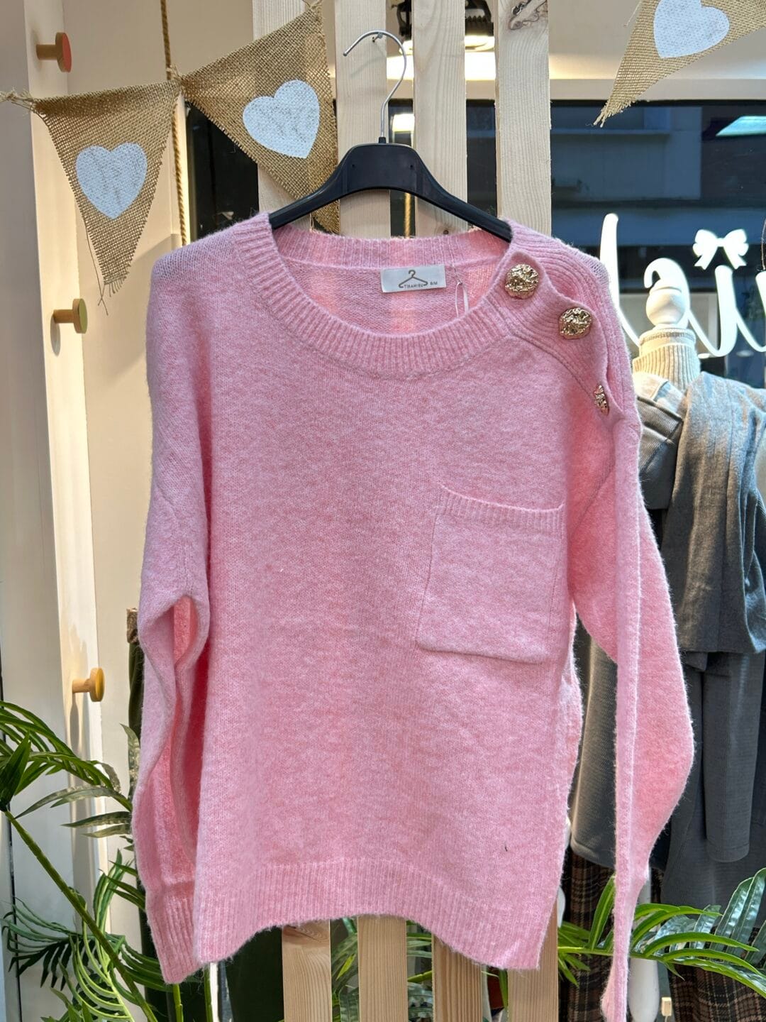 JERSEY CON BOTÓN DORADO