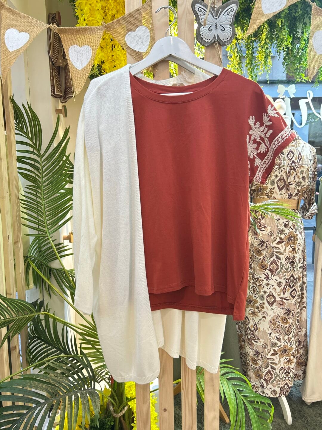 Camiseta Con Dibujo Mangas