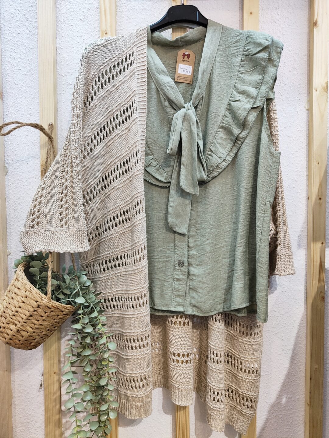 Blusa tirantes con volantes