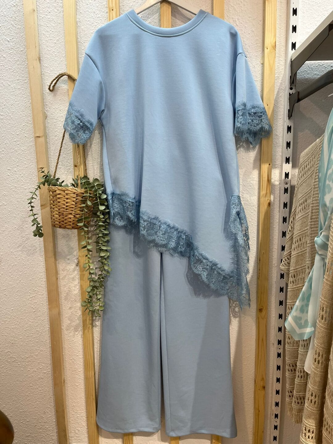 Conjunto azul cielo