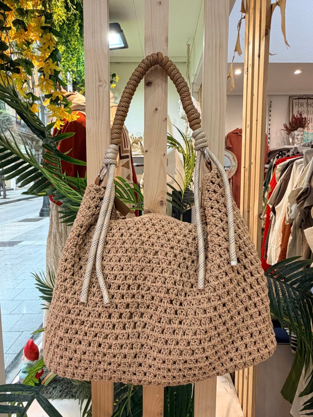 Bolso de asa corta