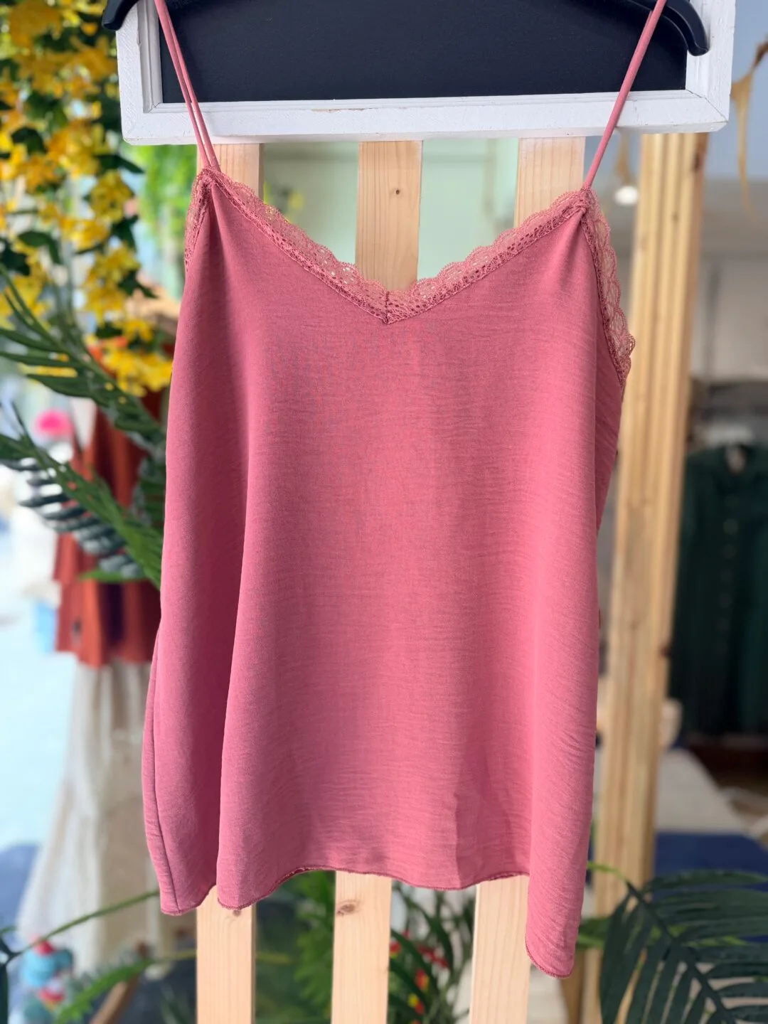 Lenceras con puntilla con tirante de espagueti - Rosado