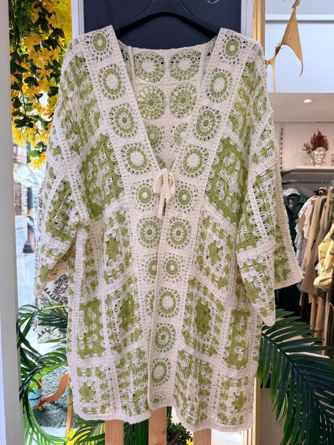 Chaqueta de crochet larga
