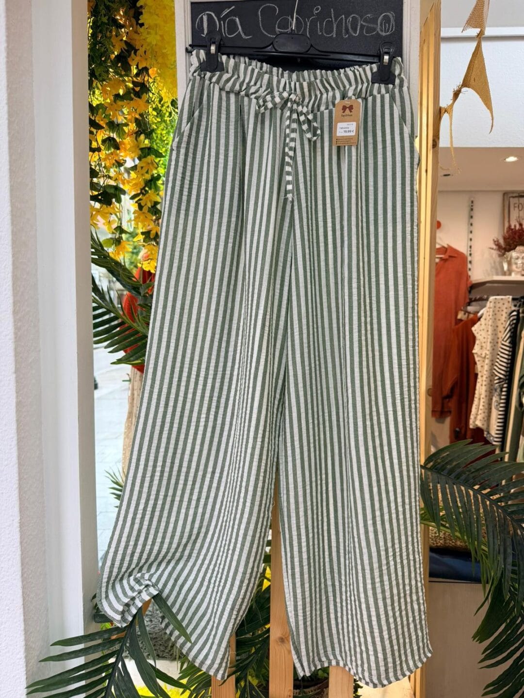 Pantalón de rayas horizontales | Color temporada