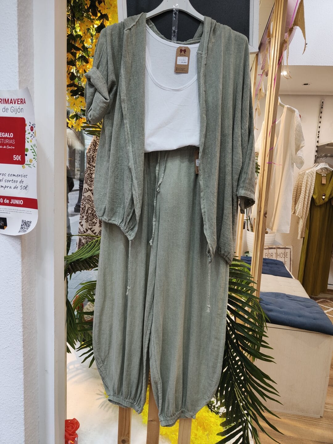 Pantalón globo con resorte tobillo