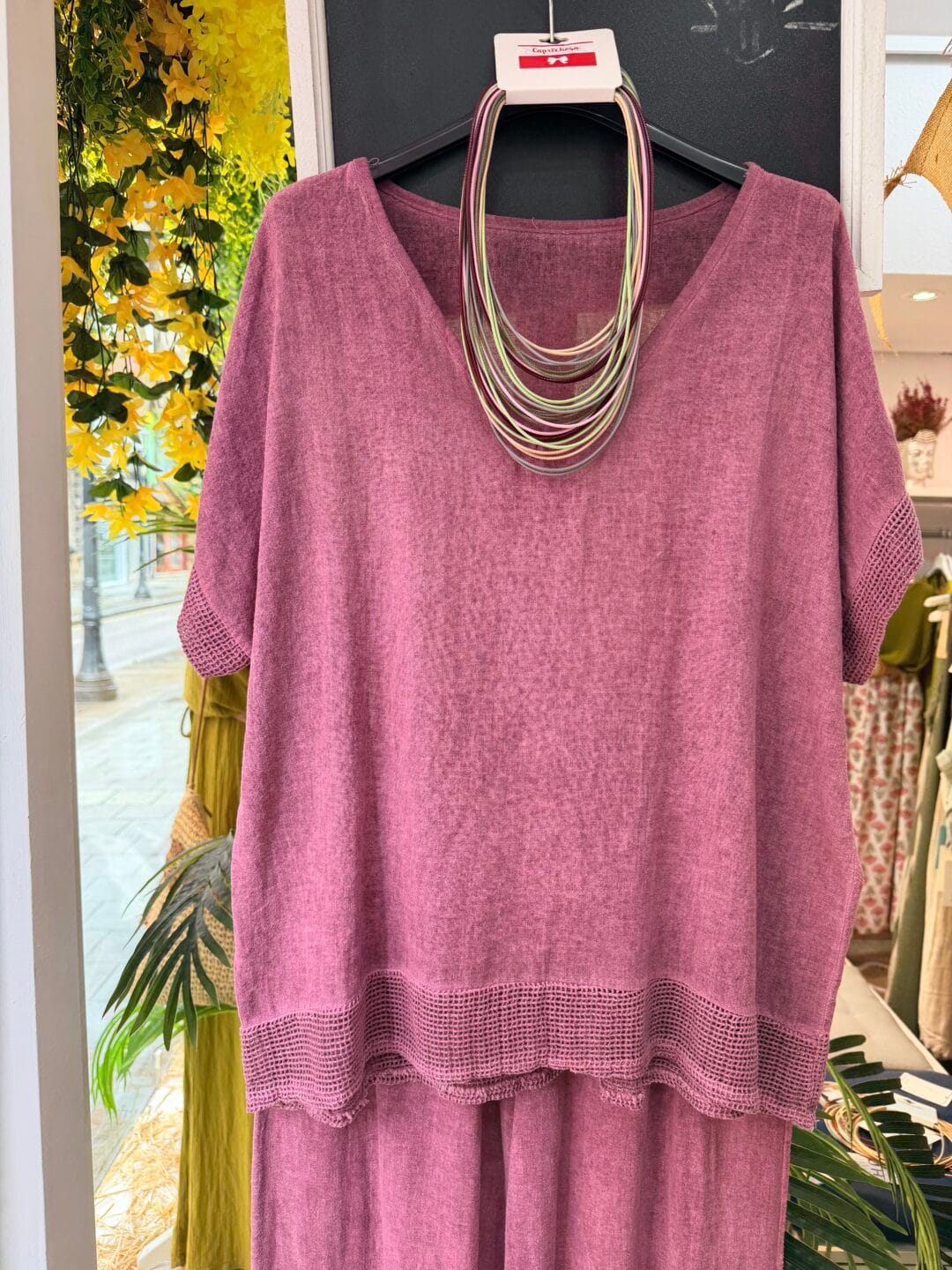 Camiseta básica cuello en pico | Talla grande