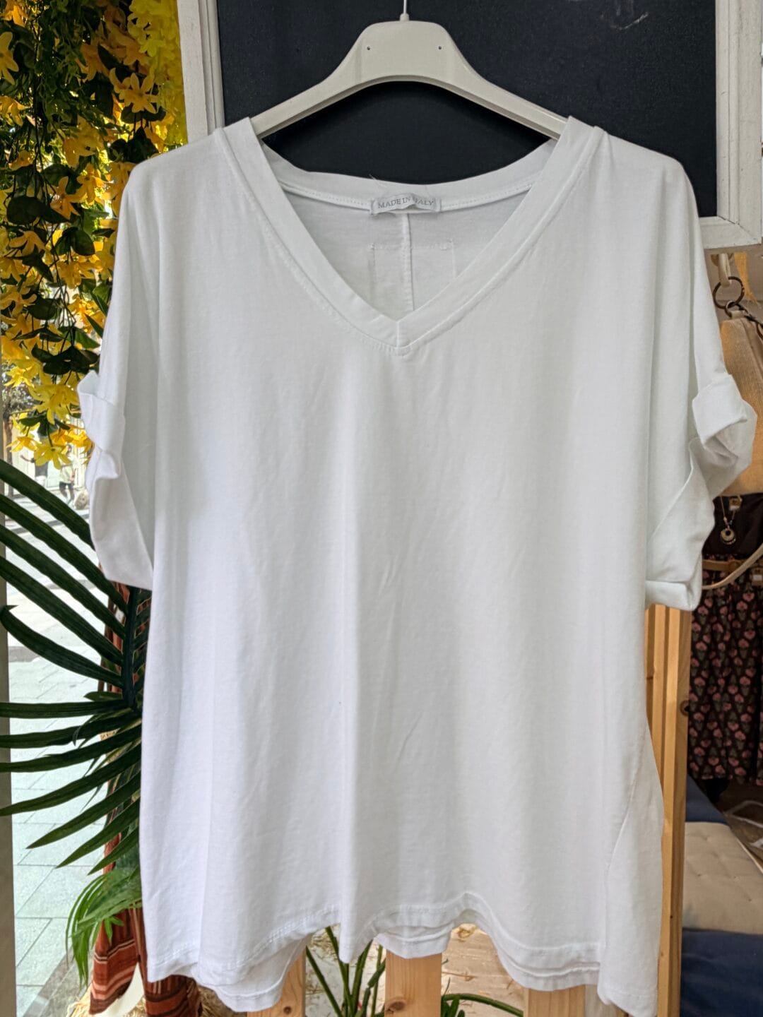 Camiseta básica con carita feliz