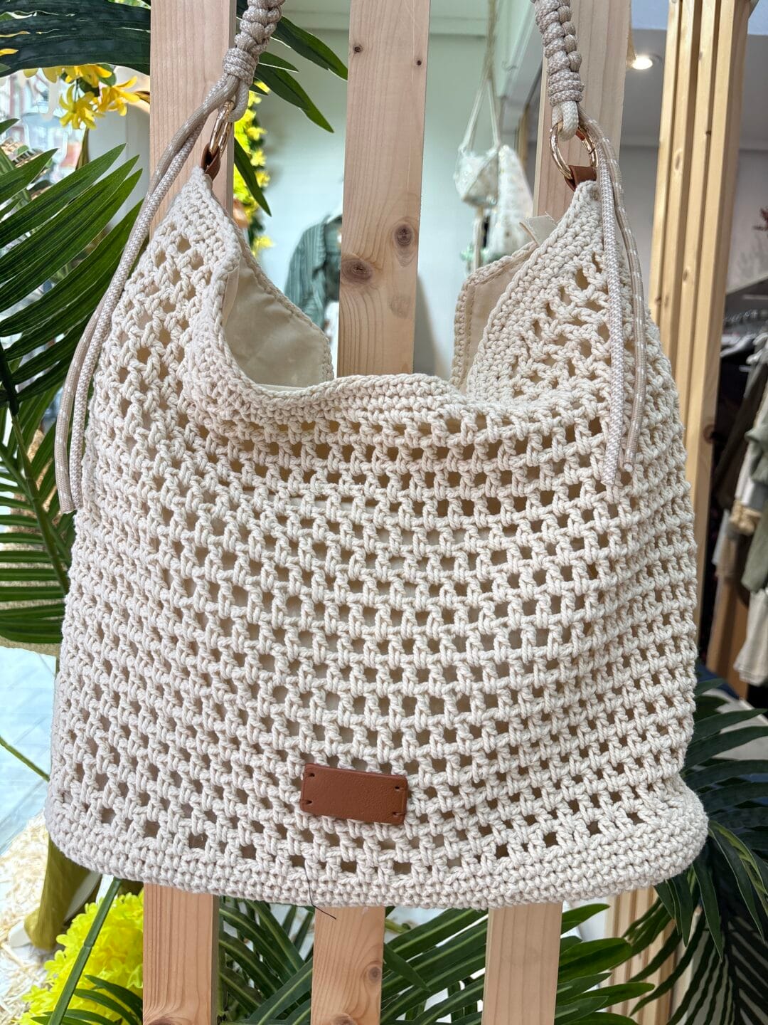 Bolso de nudos al hombro