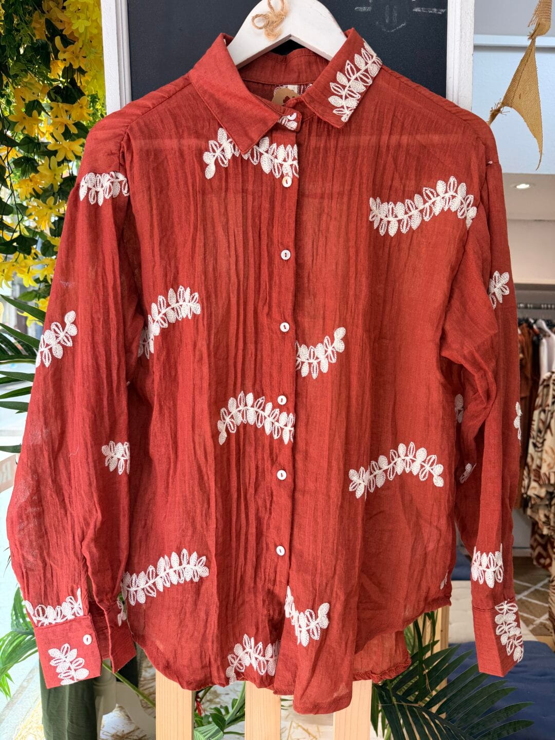 Blusa/ Camisa bordado floral