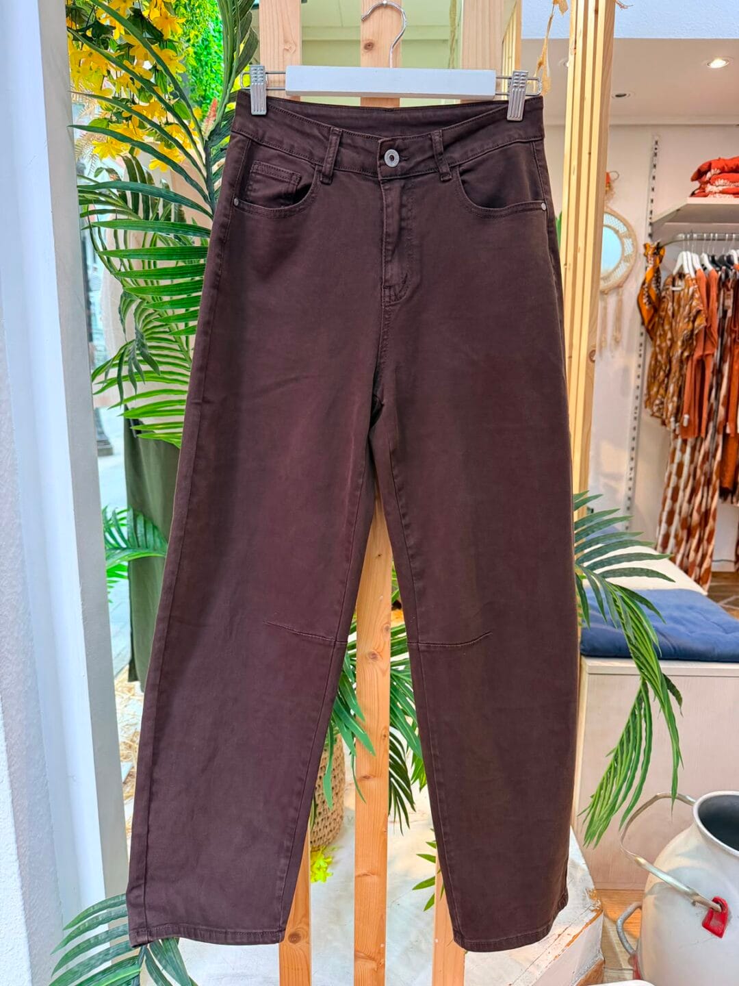 Pantalón vaquero marrón