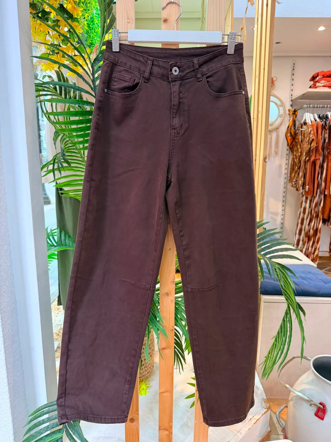 Pantalón vaquero marrón