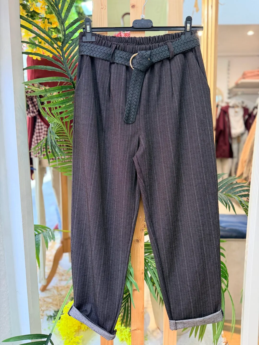 Pantalón Espiga con Cinturón